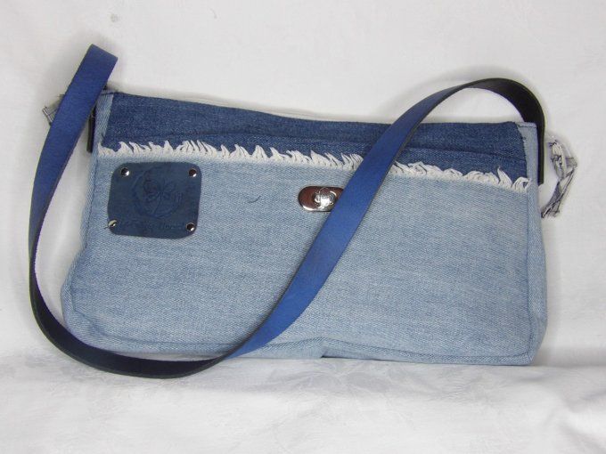 Sac baguette en jean bicolore