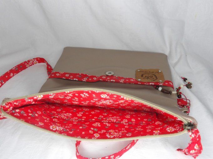 Sac bandouilière beige et rouge